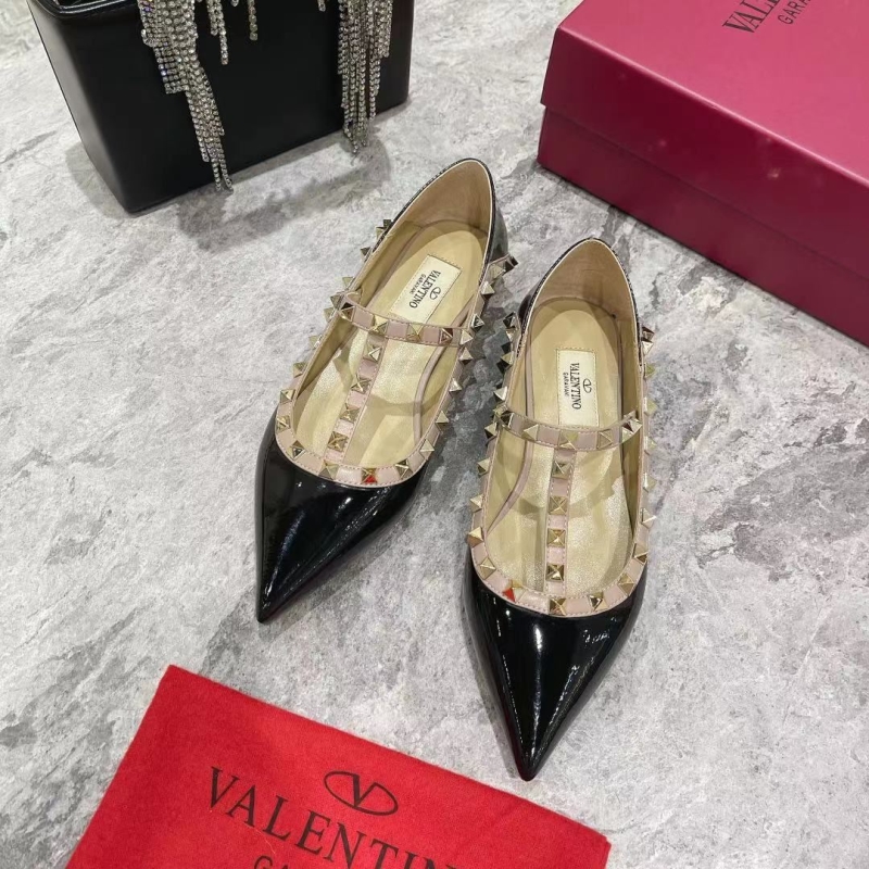 Valentino flat shoes